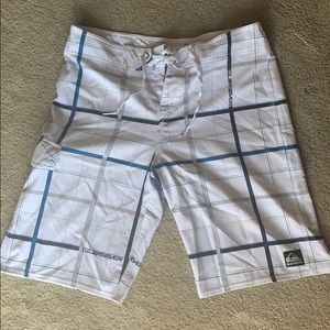 Quiksilver Men’s Boardshorts, Size 34